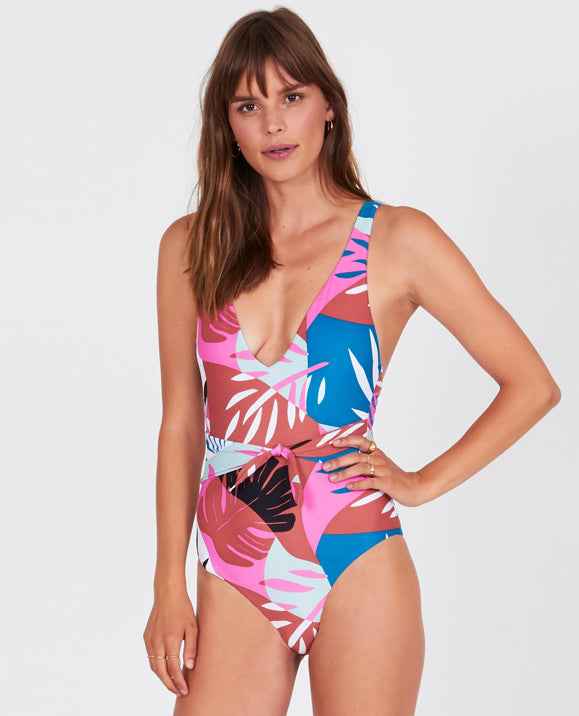 Amuse Society Ramsey One Piece - Grua Surf Co.