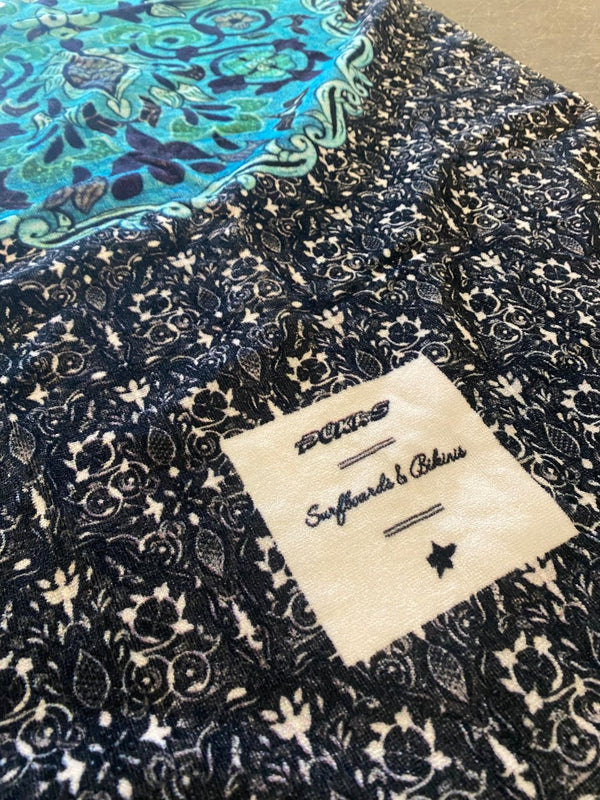 Pukas Surf Carpet Towel - Grua Surf Co.