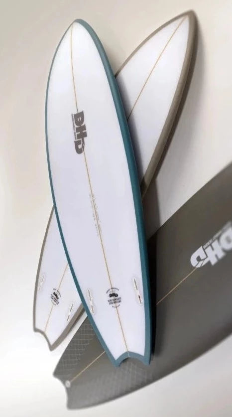 MF Twin Futures 5'11 – Grua Surf Co.