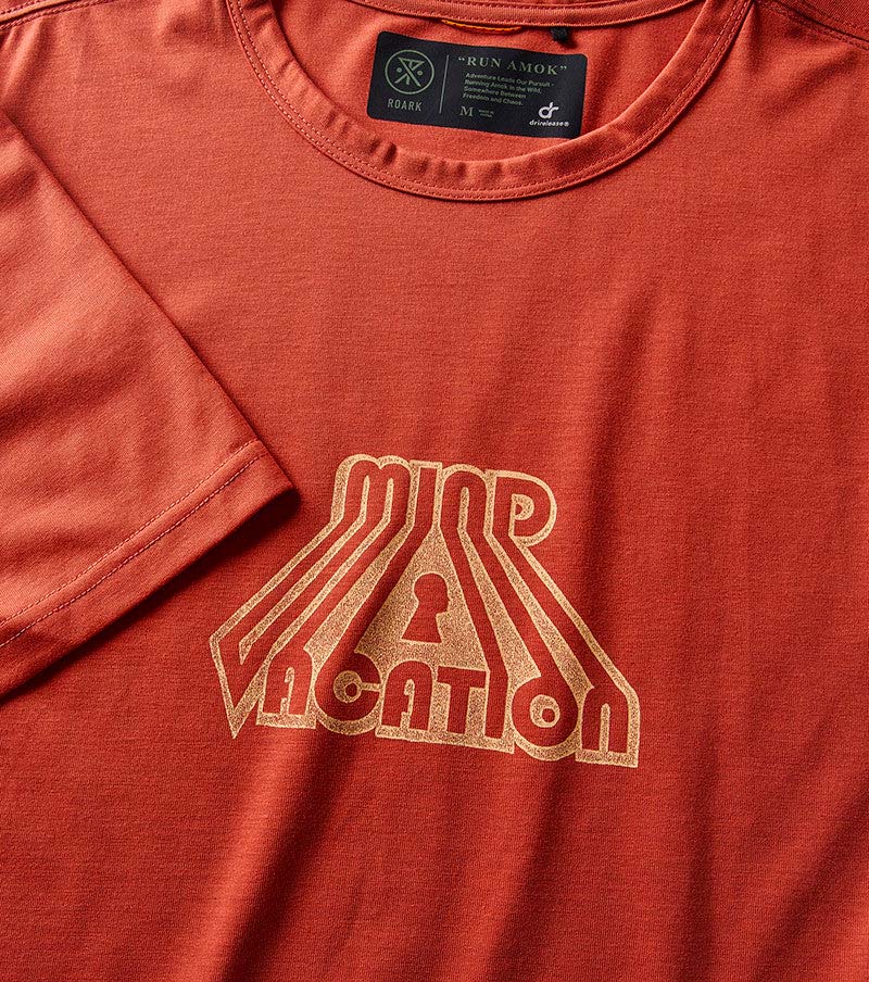 Roark Run Amok Mathis Vacay Running Tee - Grua Surf Co.