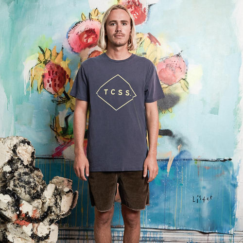 STANDARD TEE